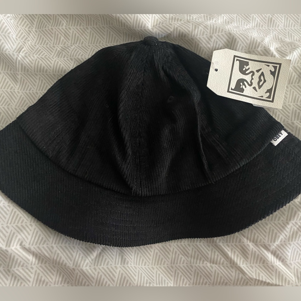 Bucket hat